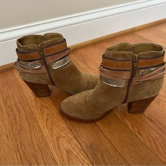 Aldo Women’s Tan Suede Brown Ankle Layered Strappy Western Heel Boots Size 7.5 - Picture 6 of 9